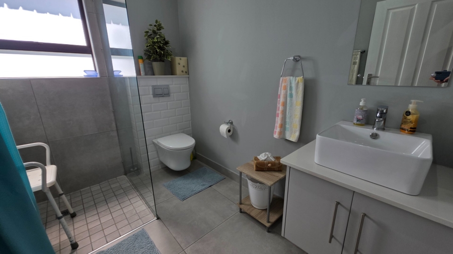 3 Bedroom Property for Sale in Blue Ridge Western Cape